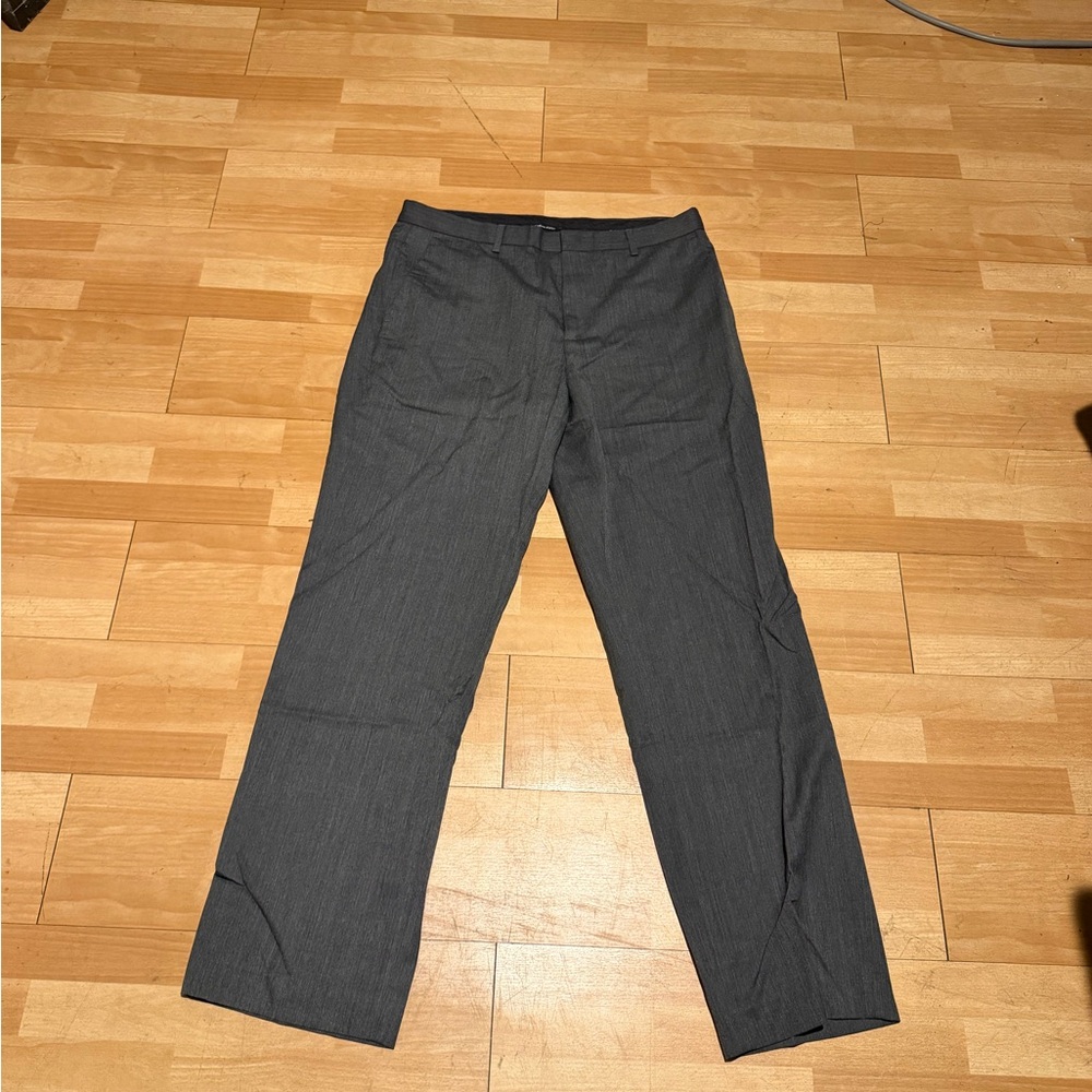 Calvin Klein Wool Flat front Charcoal Dress Pants Trousers classic work Sz 33x32